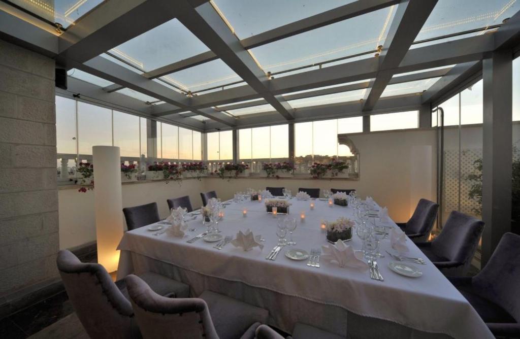 Il Palazzo Hotel And Suites 安曼 外观 照片