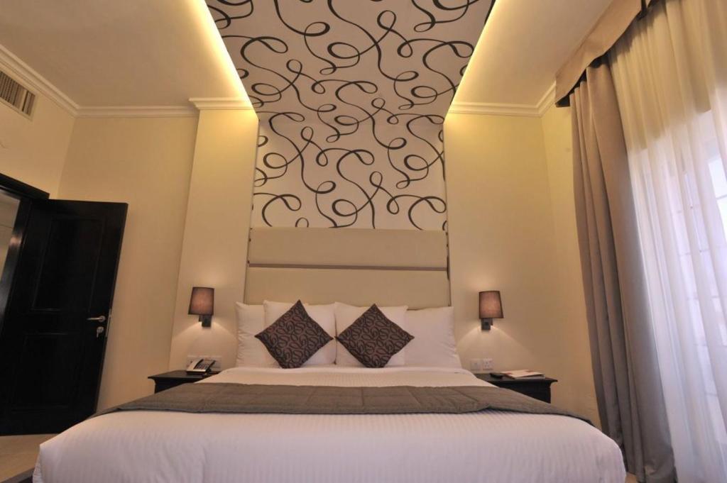Il Palazzo Hotel And Suites 安曼 外观 照片