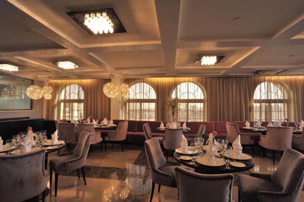 Il Palazzo Hotel And Suites 安曼 外观 照片