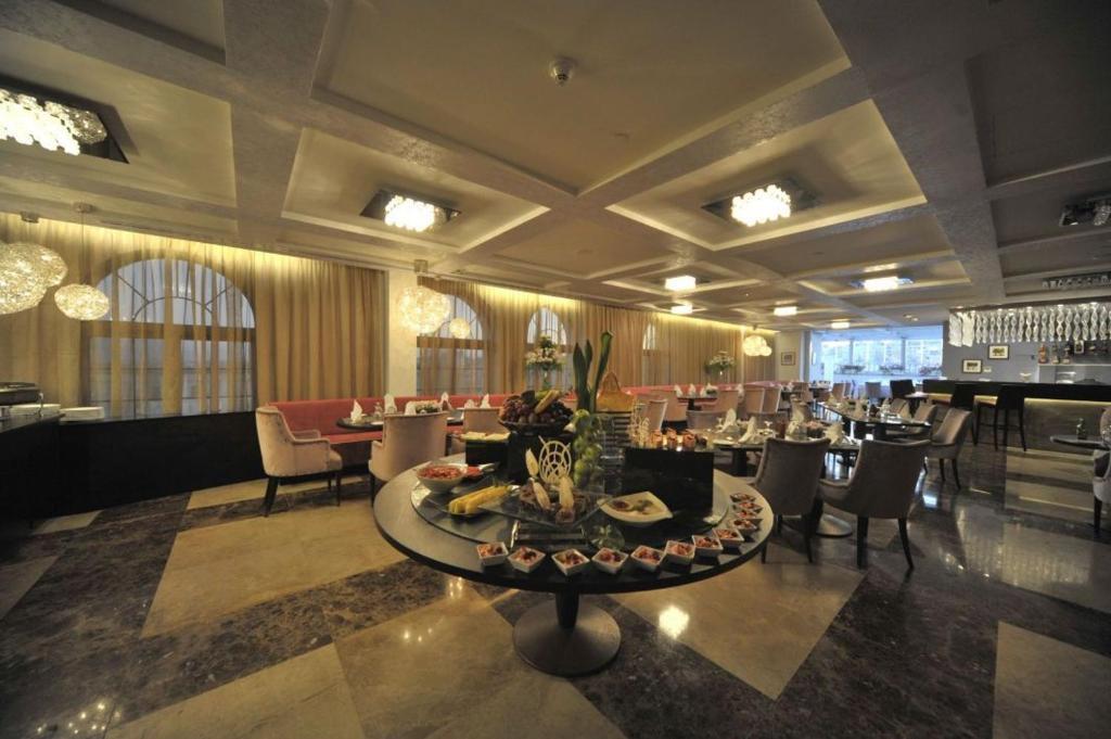 Il Palazzo Hotel And Suites 安曼 外观 照片